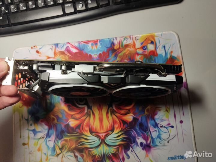 Radeon RX 570 armor 4G OC