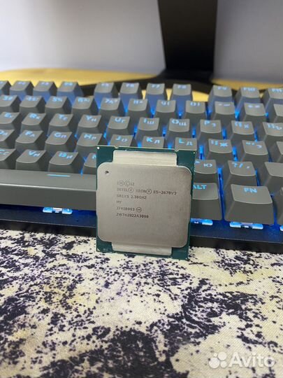 Процессоры Intel Xeon e5 2670v3 30шт