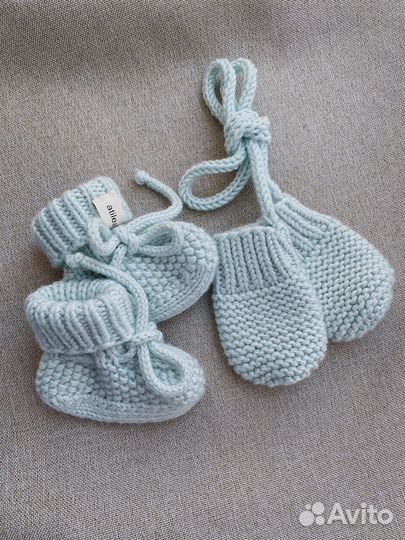 Новые пинетки и варежки руч раб от 0-3мес 100 мери