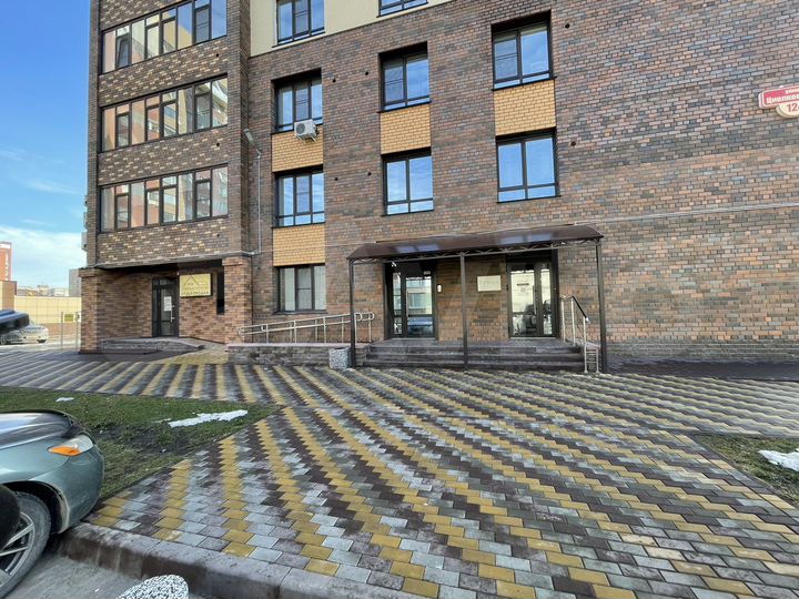 4-к. квартира, 115 м², 4/16 эт.