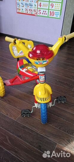 Детский трехколесный велосипед бу