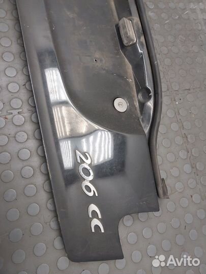 Крышка багажника Peugeot 206, 2005