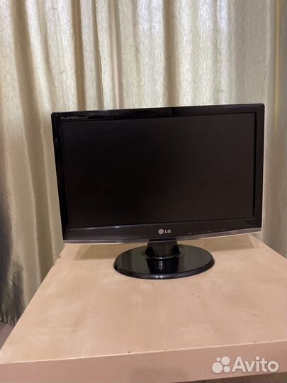 Монитор Samsung