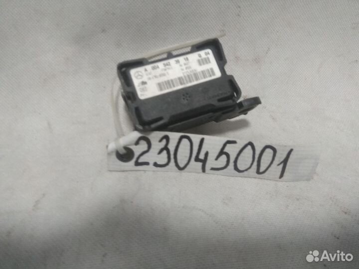 Датчик ускорения Mercedes Benz M-klasse (W164)