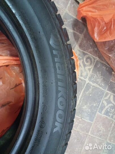 Hankook Winter I'Cept IZ2 215/55 R17 98