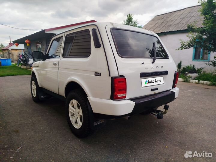 LADA 4x4 (Нива) 1.7 МТ, 2011, 127 002 км