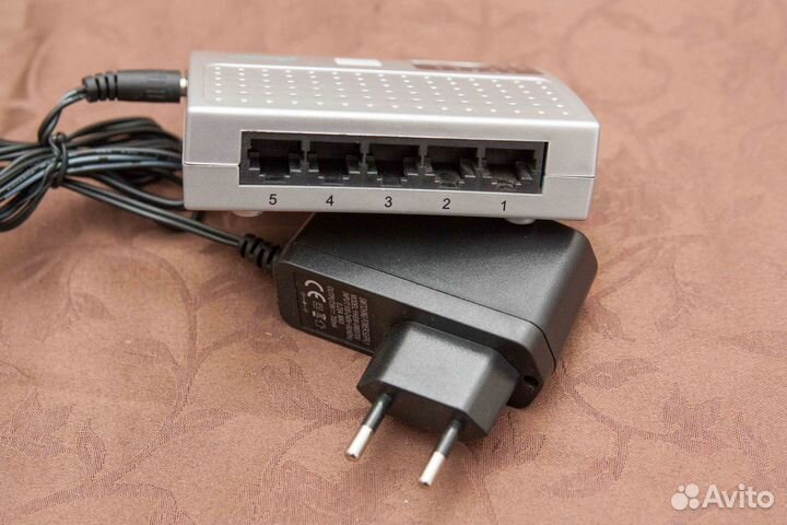 Модем, Коммутатор (свитч), Wi-Fi роутер