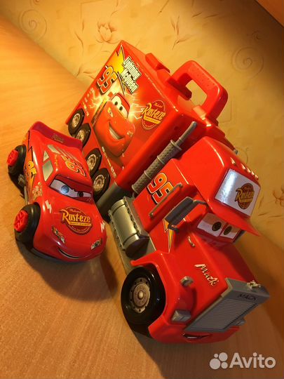 Молния маккуин тачки