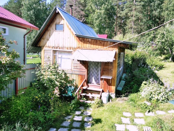 Коттедж 129 м² на участке 12 сот.