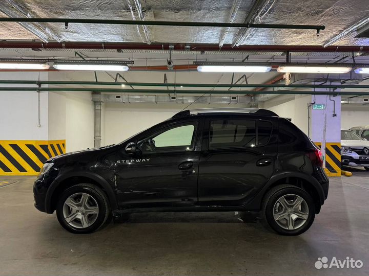 Renault Sandero Stepway 1.6 МТ, 2020, битый, 16 078 км