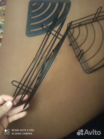 Подвесные полочки