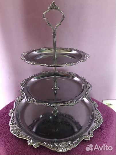 Ваза трехярусная для фруктов и сладостей