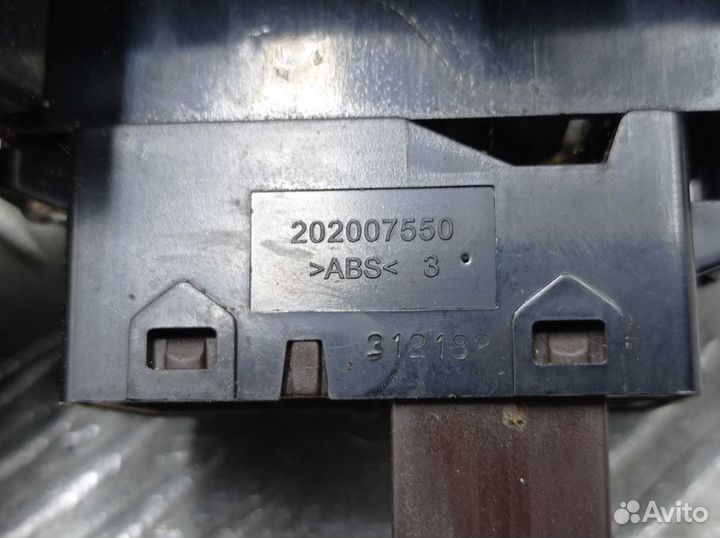 Кнопка стеклоподъемника Kia Sorento 2 XM 202007550