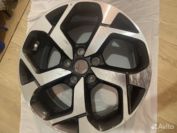 Оригинальный диск на R17 Kia Sportage 4