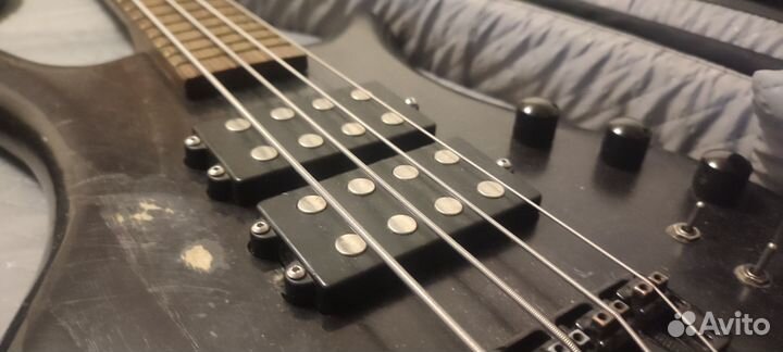 Бас гитара warwick corvette ss