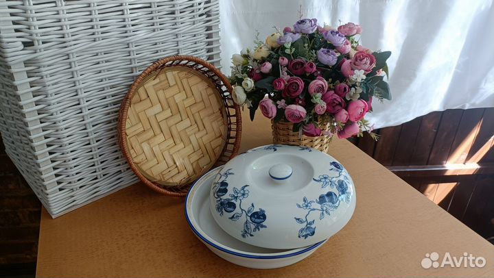 Керамическая форма для запекания с крышкой d27 нов