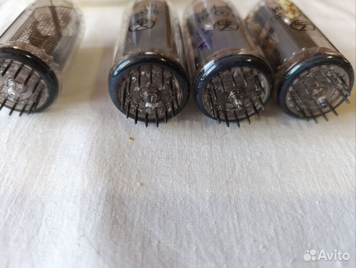 Индикаторные лампы ин 18 новые 4шт