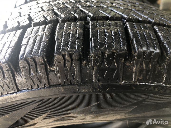 Bridgestone Blizzak Ice 225/55 R16 95S