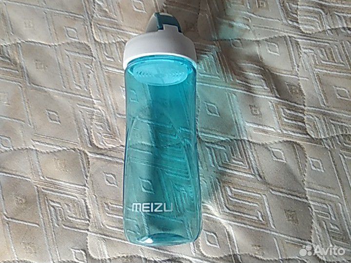 Бутылочка для воды. Спорт, туризм