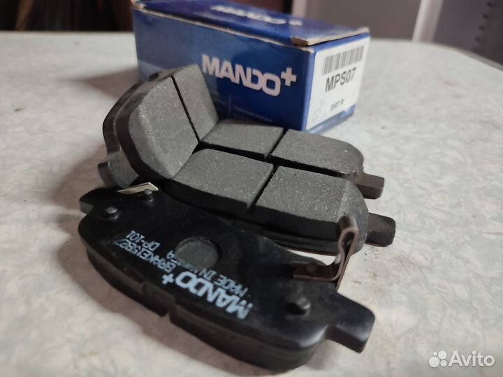 Колодки тормозные MPS07 Mando