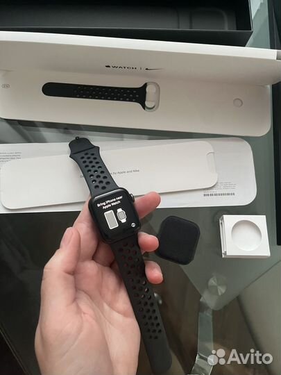 Часы apple watch 5 40 mm nike