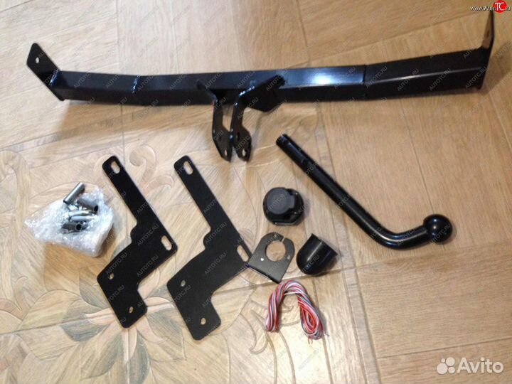 Фаркоп Рено Дастер с 2011-2017г