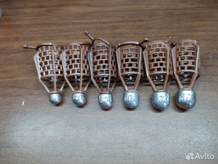 Кормушка фидерная