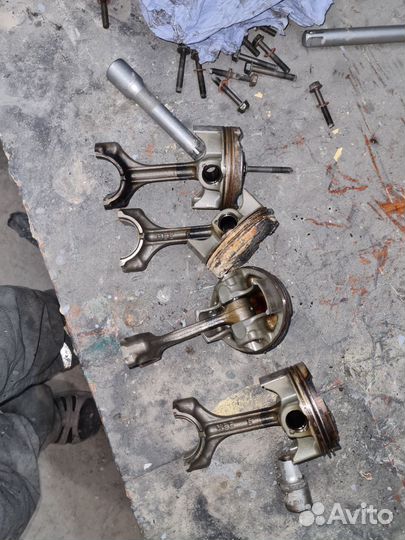 Honda cbr 600 rr поршня