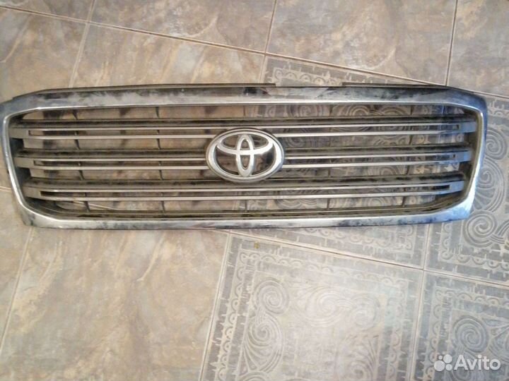 Решетка радиатора toyota land cruiser 100
