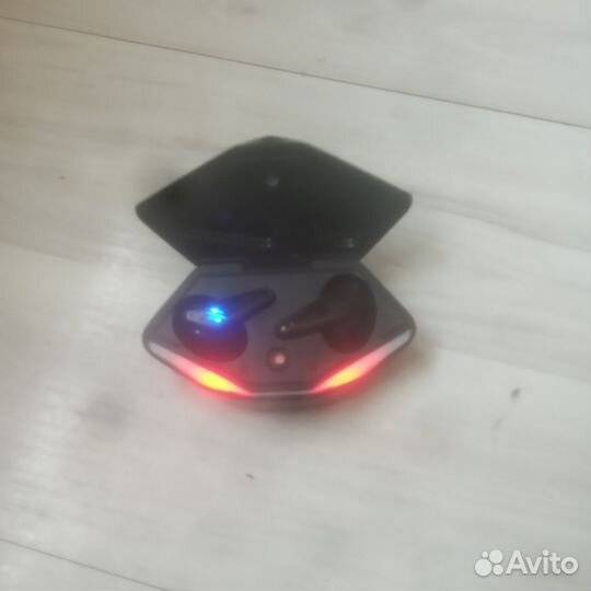 Беспроводные наушники