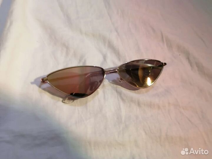 Солнцезащитные очки