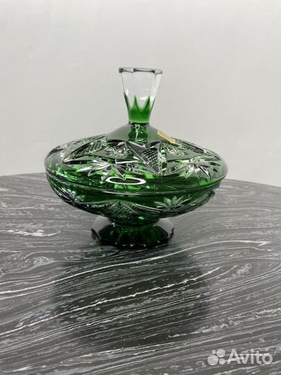 Ваза с крышкой Немецкая