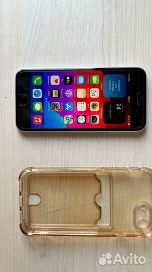 iPhone SE (2020), 64 ГБ