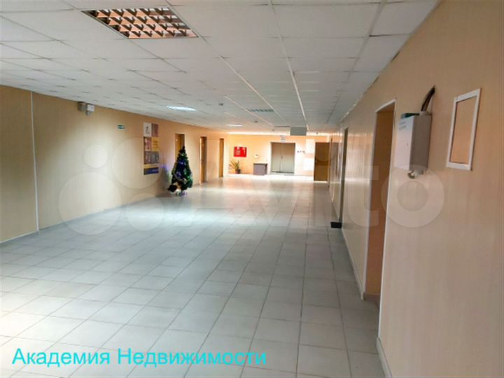 Продам здание, 1360 м²