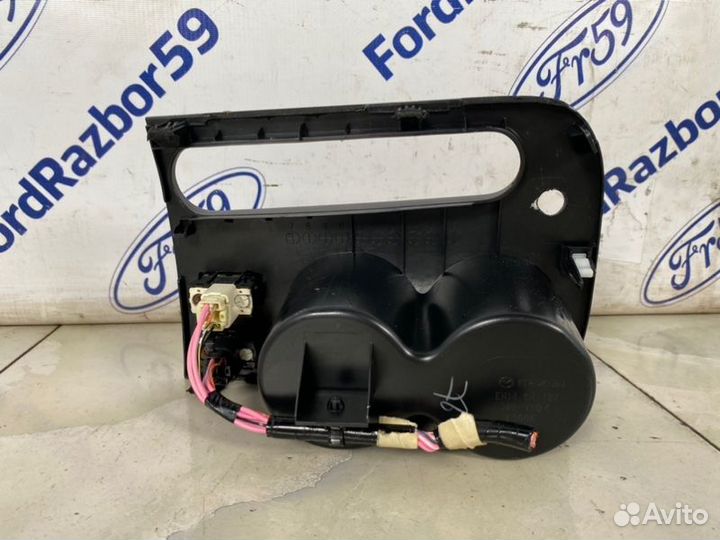 Подстаканник консоли центральной Mazda Cx-7 ER 2.3
