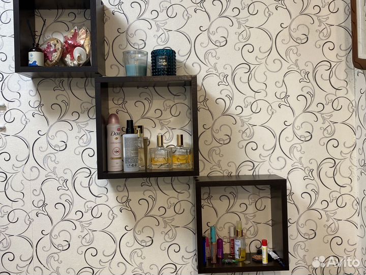 Полка настенная навесная