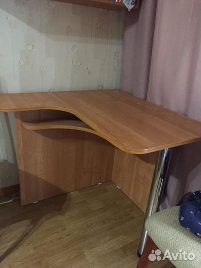 Комплект полка и стол