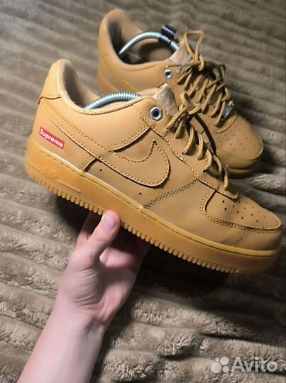 Nike air force 1 x supreme