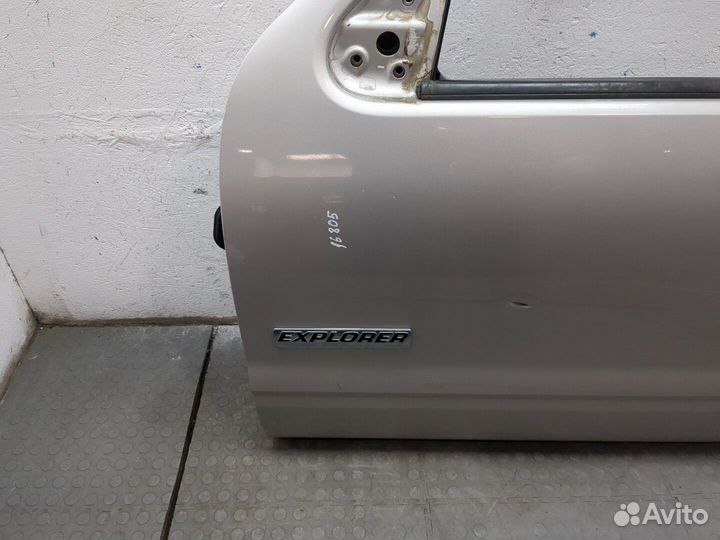 Дверь левая передняя Ford Explorer, 2008