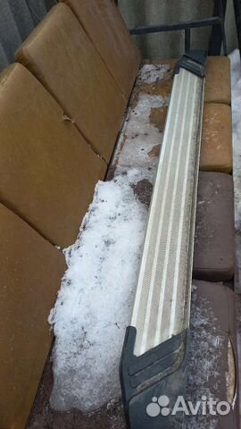 Алюминиевый порог на автомобиль