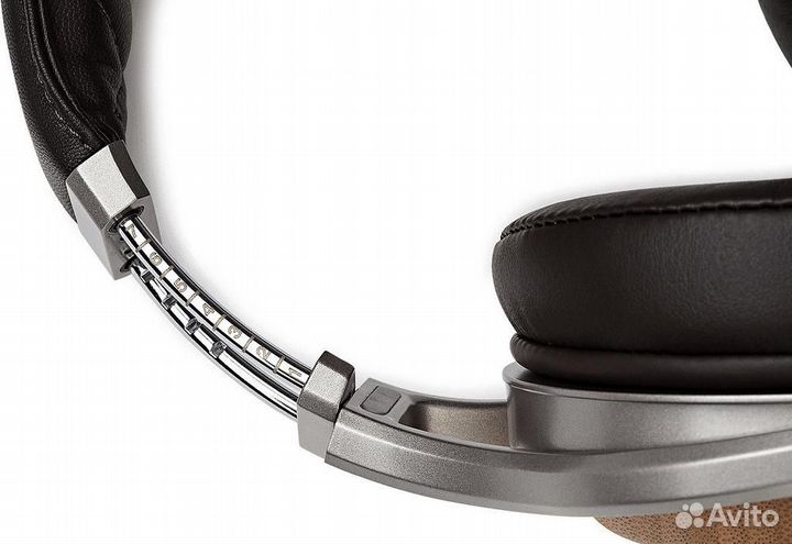 Звуковые наушники Denon AH-D9200