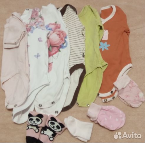 Продам комплект вещей для девочки, 56-62(0-2 мес.)