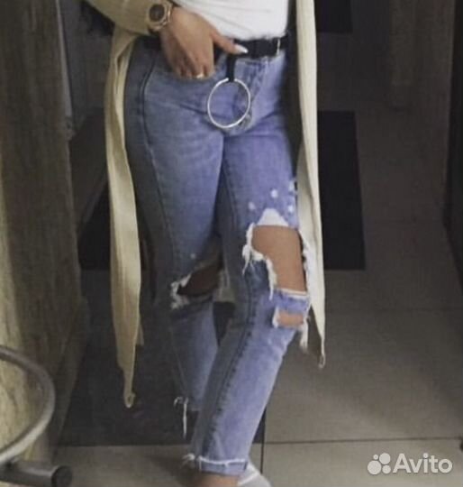 Джинсы mom с дырками