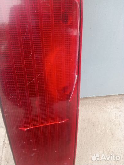 Катафот на заднюю дверь ваз 2111