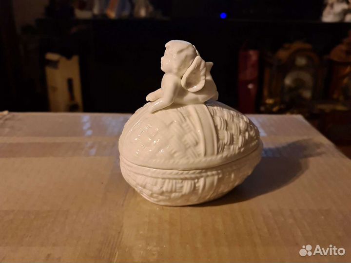 Конфетница бонбоньерка сахарница шкатулка.Европа