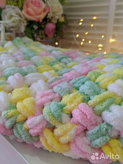 Плюшевый вязаный плед в кроватку, коляску, выписку