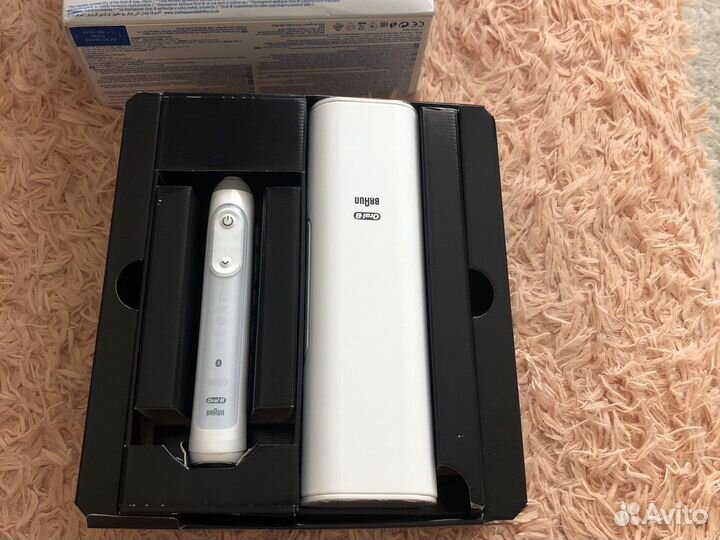 Электрическая зубная щетка Oral b genius X 20000N