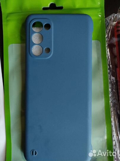 Чехлы на телефон