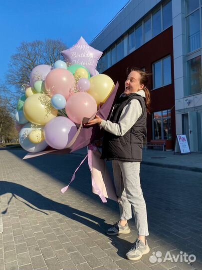 Букеты из цветов и шаров