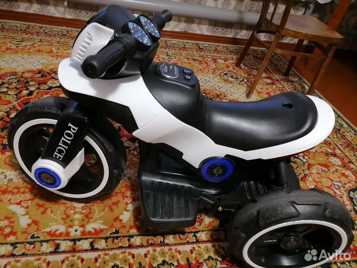 Электромобиль